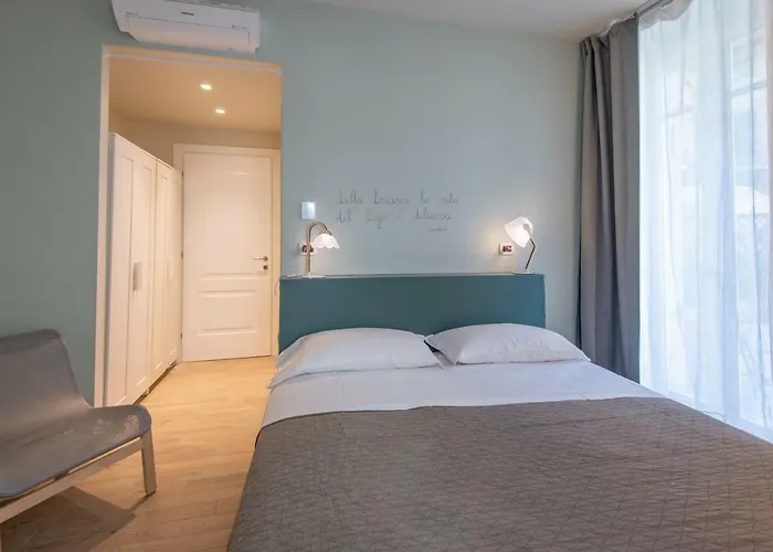 Casa Diverio 公寓式酒店 斯特雷萨