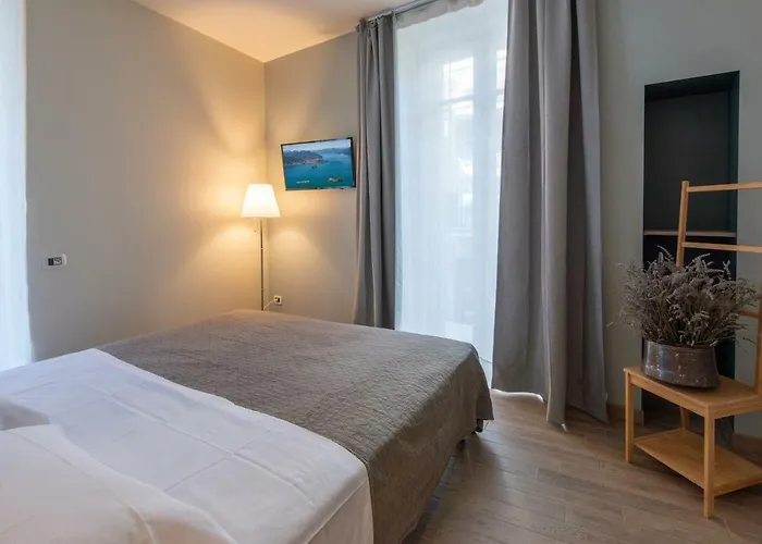 Casa Diverio شقة فندقية ستريزا